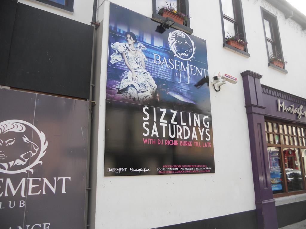 Leitrim Inn Carrick-on-Shannon Экстерьер фото
