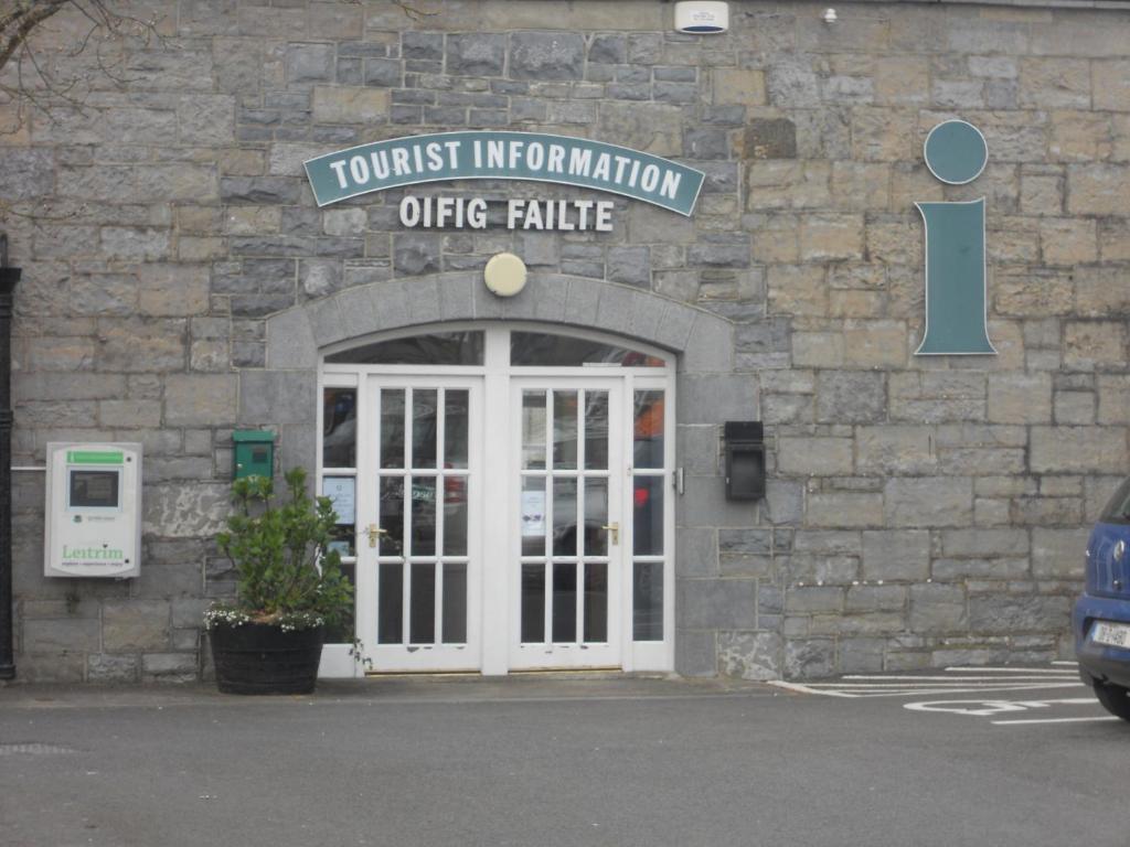 Leitrim Inn Carrick-on-Shannon Экстерьер фото