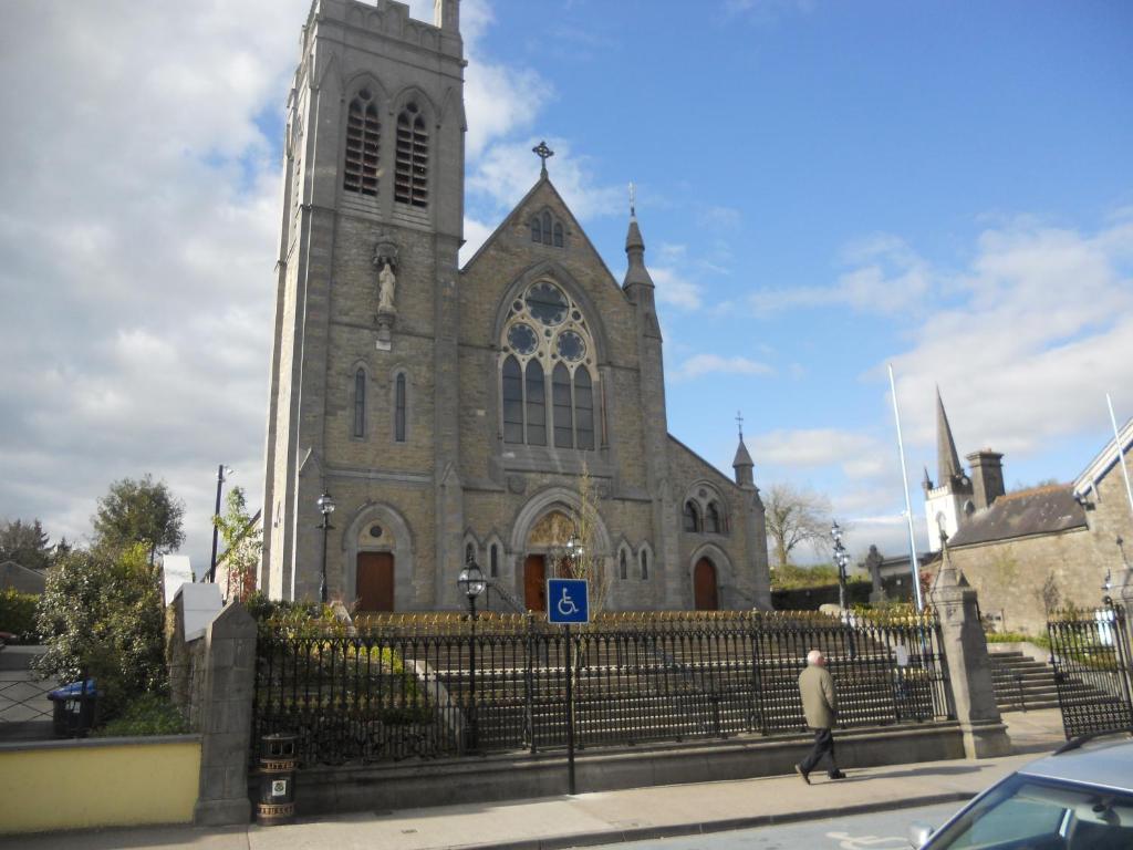 Leitrim Inn Carrick-on-Shannon Экстерьер фото