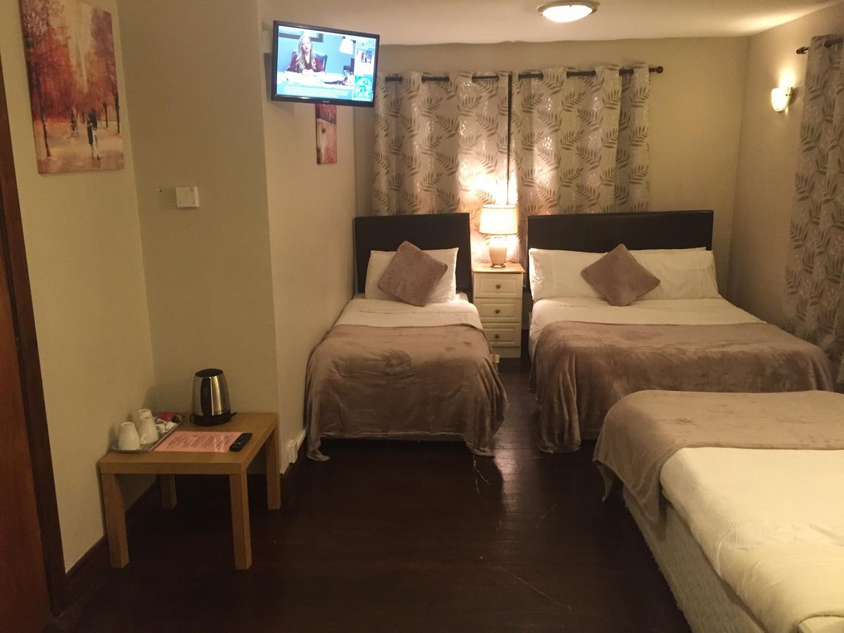 Leitrim Inn Carrick-on-Shannon Экстерьер фото